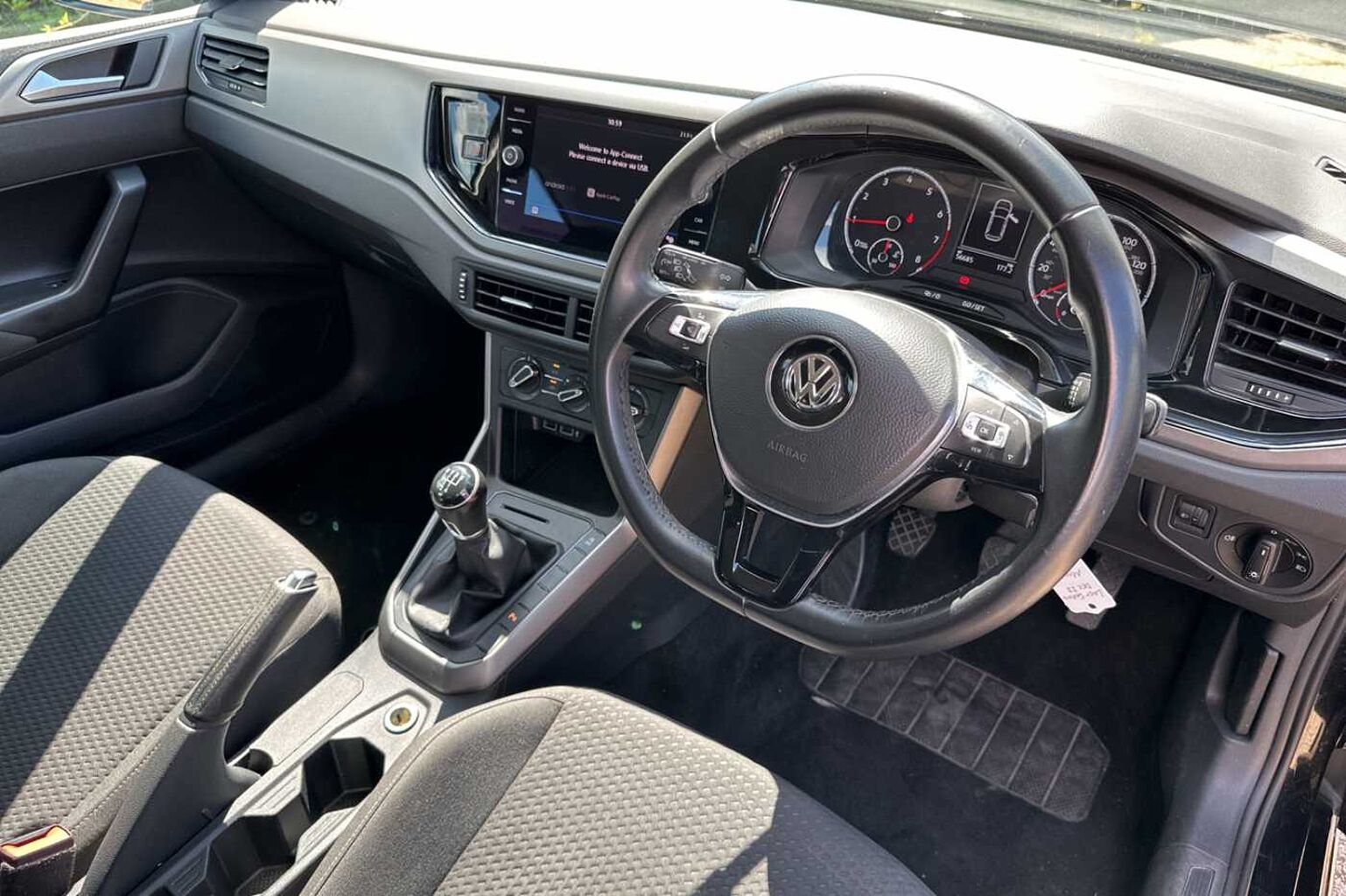 Volkswagen Polo MK6 Hatchback 5Dr 1.0 TSI 95PS SE